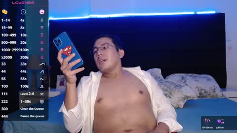 Snapshot of andrewmhilton_ chatting on 01/13/25, 12:09 andrewmhilton_ online show from 01/13/25, 12:09