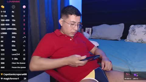 Snapshot of andrewmhilton_ chatting on 01/16/25, 04:38 andrewmhilton_ online show from 01/16/25, 04:38