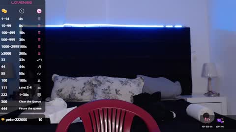 Snapshot of andrewmhilton_ chatting on 01/21/25, 03:04 andrewmhilton_ online show from 01/21/25, 03:04