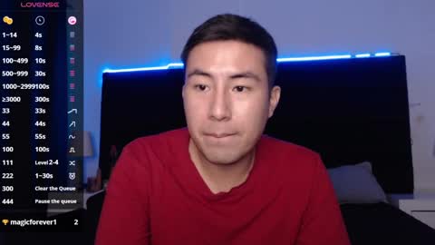 Snapshot of andrewmhilton_ chatting on 01/24/25, 06:14 andrewmhilton_ online show from 01/24/25, 06:14