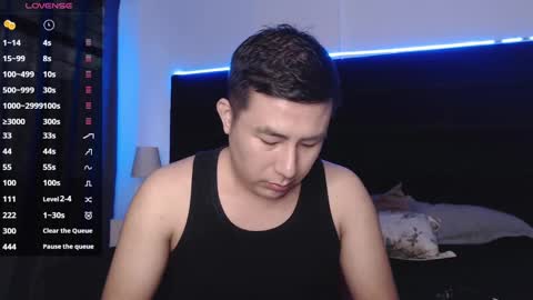 Snapshot of andrewmhilton_ chatting on 01/24/25, 11:12 andrewmhilton_ online show from 01/24/25, 11:12