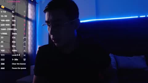 Snapshot of andrewmhilton_ chatting on 01/26/25, 09:29 andrewmhilton_ online show from 01/26/25, 09:29