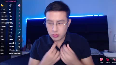 Snapshot of andrewmhilton_ chatting on 01/27/25, 11:00 andrewmhilton_ online show from 01/27/25, 11:00