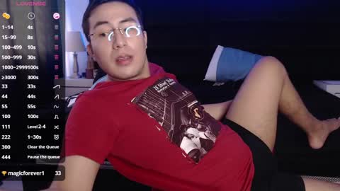 Snapshot of andrewmhilton_ chatting on 02/04/25, 09:20 andrewmhilton_ online show from 02/04/25, 09:20