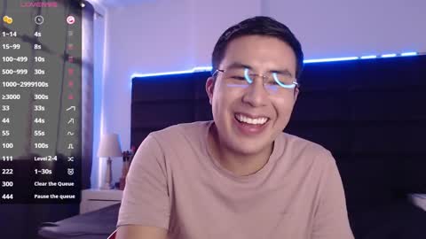 Snapshot of andrewmhilton_ chatting on 02/05/25, 09:29 andrewmhilton_ online show from 02/05/25, 09:29