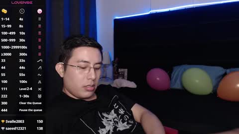 Snapshot of andrewmhilton_ chatting on 02/12/25, 02:35 andrewmhilton_ online show from 02/12/25, 02:35