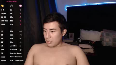 Snapshot of andrewmhilton_ chatting on 09/11/25, 06:02 andrewmhilton_ online show from 09/11/25, 06:02