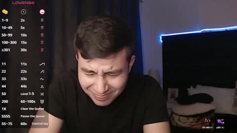 Snapshot of andrewmhilton_ chatting on 09/19/25, 07:10 andrewmhilton_ online show from 09/19/25, 07:10