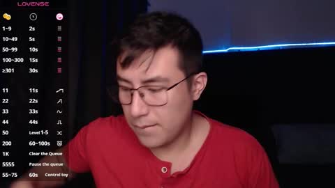 Snapshot of andrewmhilton_ chatting on 10/05/25, 06:34 andrewmhilton_ online show from 10/05/25, 06:34