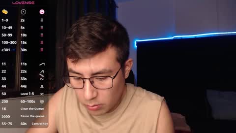 Snapshot of andrewmhilton_ chatting on 10/06/25, 05:27 andrewmhilton_ online show from 10/06/25, 05:27