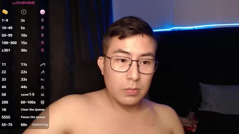 Snapshot of andrewmhilton_ chatting on 10/09/25, 02:09 andrewmhilton_ online show from 10/09/25, 02:09