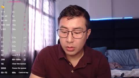 Snapshot of andrewmhilton_ chatting on 10/24/25, 04:03 andrewmhilton_ online show from 10/24/25, 04:03