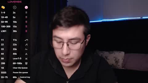 Snapshot of andrewmhilton_ chatting on 11/07/25, 05:40 andrewmhilton_ online show from 11/07/25, 05:40