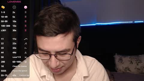 Snapshot of andrewmhilton_ chatting on 11/16/25, 05:46 andrewmhilton_ online show from 11/16/25, 05:46