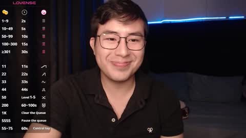 Snapshot of andrewmhilton_ chatting on 11/23/25, 06:35 andrewmhilton_ online show from 11/23/25, 06:35