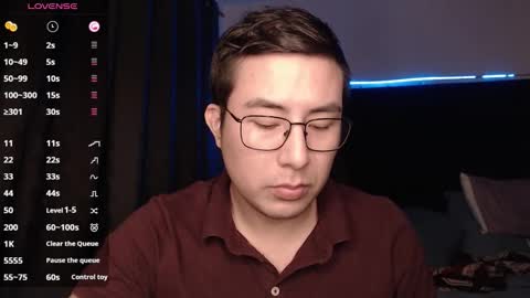 Snapshot of andrewmhilton_ chatting on 11/25/25, 05:40 andrewmhilton_ online show from 11/25/25, 05:40