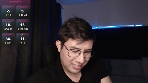 Snapshot of andrewmhilton_ chatting on 11/28/25, 07:33 andrewmhilton_ online show from 11/28/25, 07:33