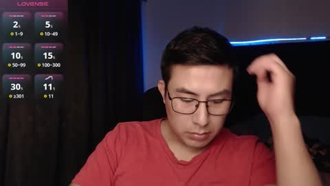 Snapshot of andrewmhilton_ chatting on 12/20/25, 07:59 andrewmhilton_ online show from 12/20/25, 07:59