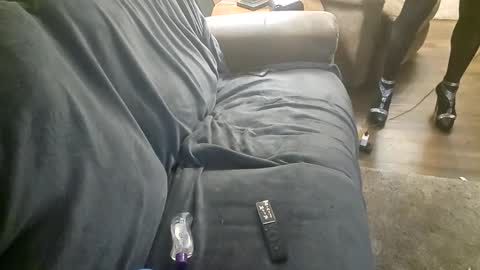 andrewo4277 online show from 02/17/25, 02:20