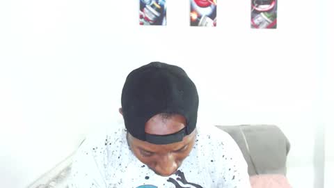 Snapshot of andrewoconnor__ chatting on 12/01/25, 02:11 Andrew Oconnor online show from 12/01/25, 02:11