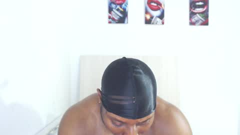 Snapshot of andrewoconnor__ chatting on 04/06/26, 06:42 Andrew Oconnor online show from 04/06/26, 06:42