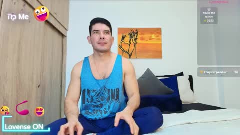 Snapshot of andrewstelee chatting on 10/23/25, 07:45 andrewstelee online show from 10/23/25, 07:45