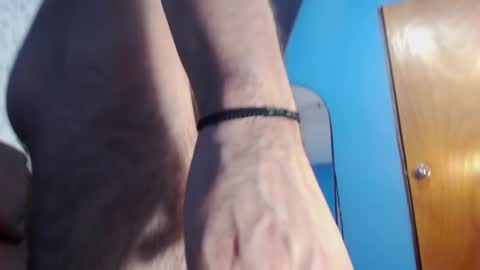 Snapshot of andreww_whitee chatting on 12/14/24, 11:12 AndreW White online show from 12/14/24, 11:12