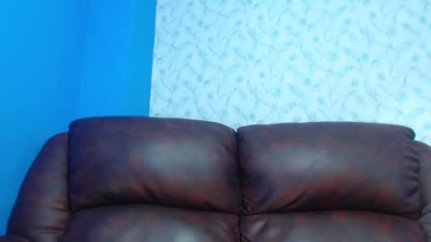 Snapshot of andreww_whitee chatting on 02/12/25, 11:30 AndreW White online show from 02/12/25, 11:30