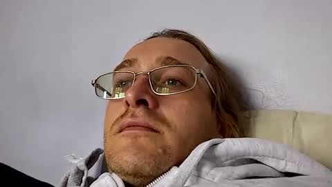 Snapshot of andrewwhitby chatting on 09/11/25, 12:38 andrewwhitby online show from 09/11/25, 12:38