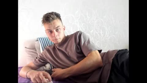 Snapshot of andrian_sweety chatting on 09/24/25, 10:18 andrian_sweety online show from 09/24/25, 10:18