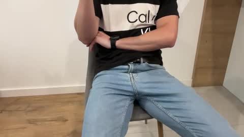 Snapshot of andrii3000 chatting on 09/13/25, 01:44 andrii3000 online show from 09/13/25, 01:44