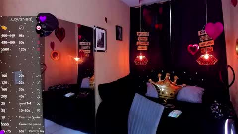 Snapshot of andrius_24 chatting on 02/25/26, 12:31 online show from 02/25/26, 12:31