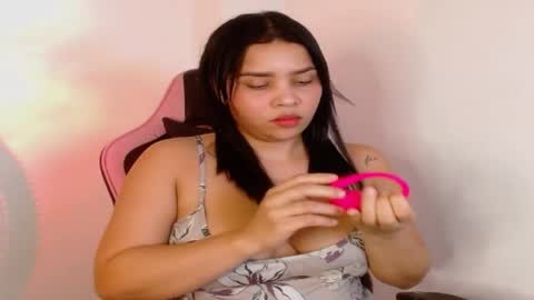 Snapshot of andromeda2711 chatting on 05/25/26, 12:27 Andromeda online show from 05/25/26, 12:27