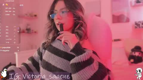 Victoria Senz  online show from 02/19/25, 09:47