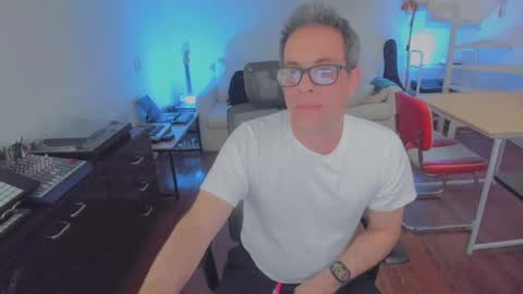 Andrew online show from 09/09/25, 10:42