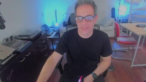 Andrew online show from 09/10/25, 06:41