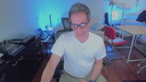 Andrew online show from 09/22/25, 11:18