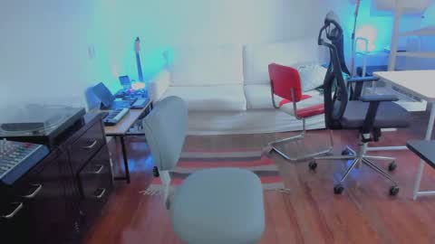 Andrew online show from 09/23/25, 03:37