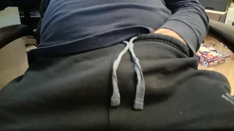 Snapshot of andy61geil chatting on 04/03/26, 05:44 Kamadeva6 online show from 04/03/26, 05:44