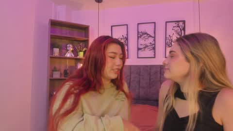 Snapshot of andy_and_emma chatting on 12/19/24, 12:56 andy_and_emma online show from 12/19/24, 12:56