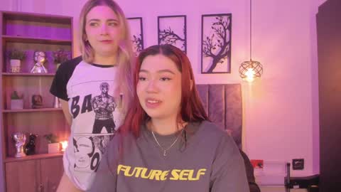 Snapshot of andy_and_emma chatting on 01/03/25, 12:41 andy_and_emma online show from 01/03/25, 12:41