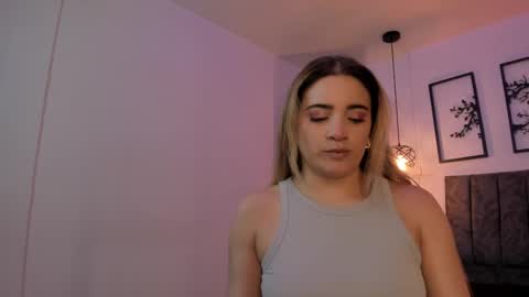 Snapshot of andy_and_emma chatting on 02/18/25, 12:49 andy_and_emma online show from 02/18/25, 12:49