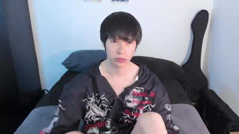 Snapshot of andy_bankai chatting on 03/29/26, 02:33 twx Andy twink3 online show from 03/29/26, 02:33