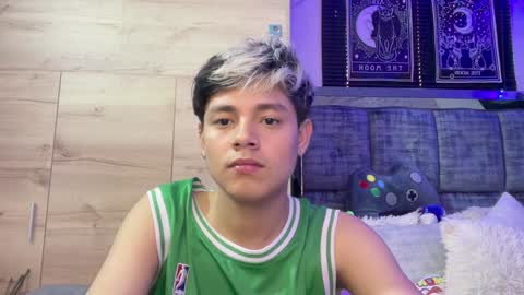 Andy online show from 12/04/24, 03:21