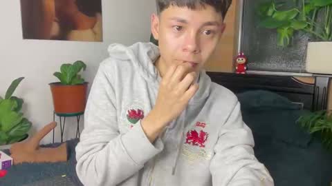 Snapshot of andy_belier chatting on 03/12/26, 12:28 Andy online show from 03/12/26, 12:28