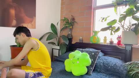 Snapshot of andy_belier chatting on 03/25/26, 02:12 Andy online show from 03/25/26, 02:12