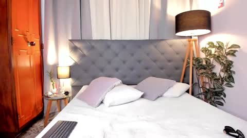 Snapshot of andy_belier chatting on 03/29/26, 02:39 Andy online show from 03/29/26, 02:39