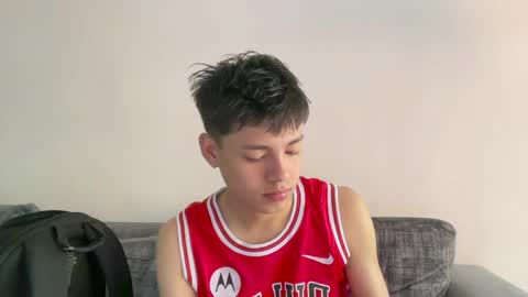 Snapshot of andy_belier chatting on 04/11/26, 06:12 Andy online show from 04/11/26, 06:12