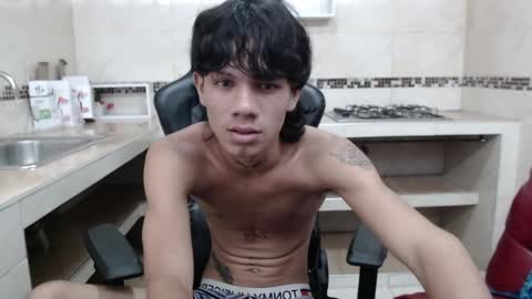 andy_dan1 online show from 12/12/24, 05:26