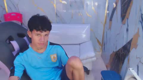 andy_dan1 online show from 10/06/25, 03:31